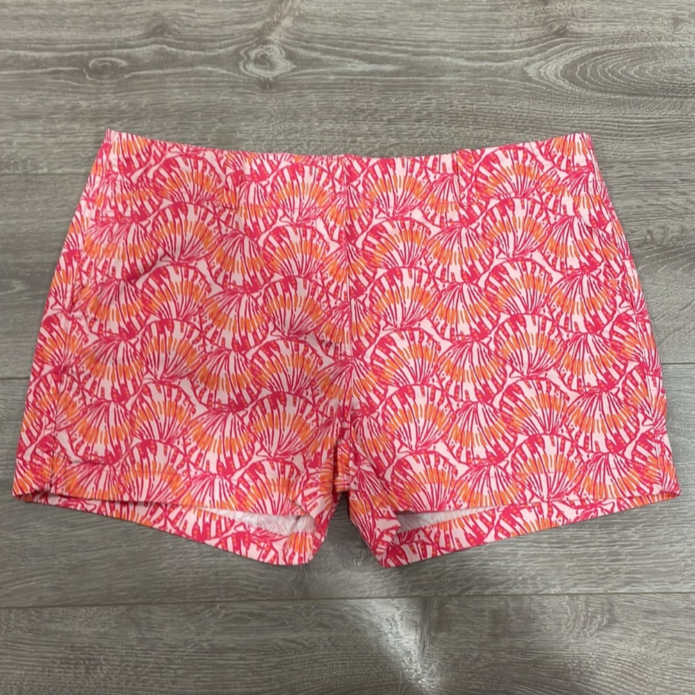 Vineyard Vines Pink and Orange Shell Print Women’s Shorts - Picture 9 of 16